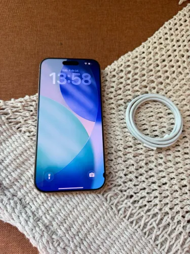 iPhone 16 pro max 256gb bateria 93%