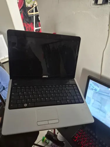 Notebook Dell Inspiron Ubuntu - Funcionando - R$ 450