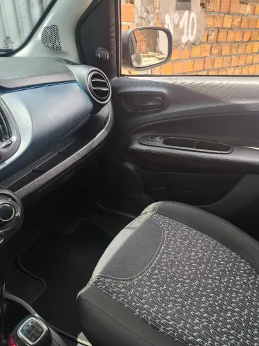 Fiat Uno Attractive 1.0 EVO Fire Flex 8V 5P 2021