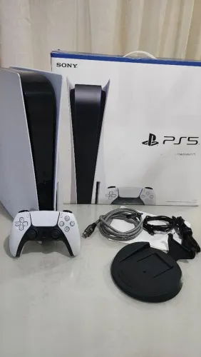 PS5 FAT Mídia física semi-novo 