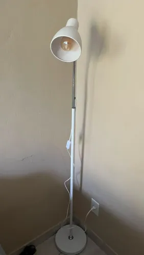 Abajur de chão