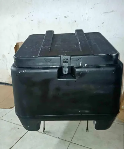 Baú com suporte