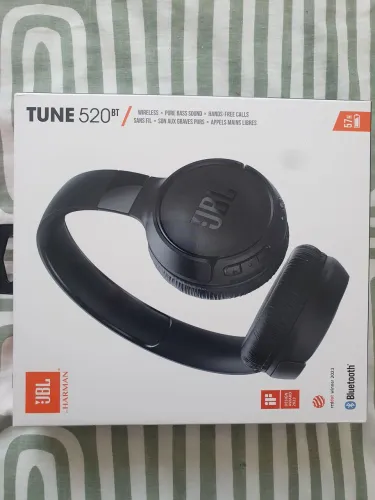 Fone JBL Tune 520BT Novo Lacrado