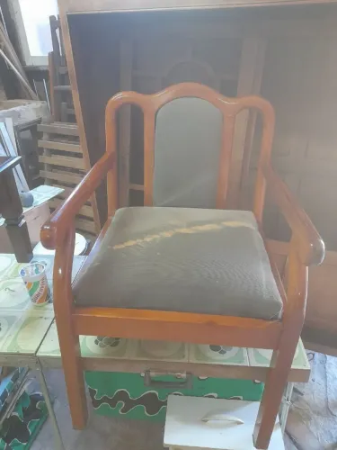 Cadeira antiga