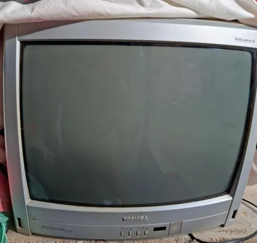 Televisão funcionando perfeitamente.