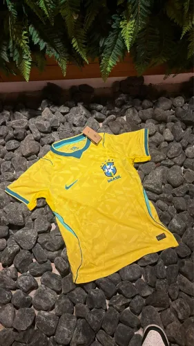 Camisa Brasil modelo jogador