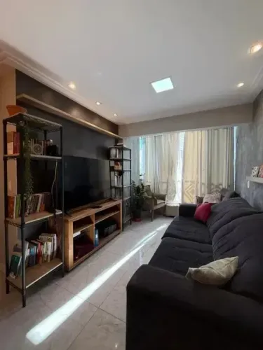 Apartamento com 78m², 3 quartos, 1 suítes, 1 vagas, em Itapuã à Venda. FS13