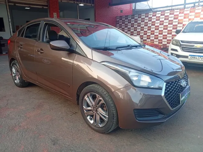 Hyundai HB20S Unique 1.0 Flex 12V Mec. 2019