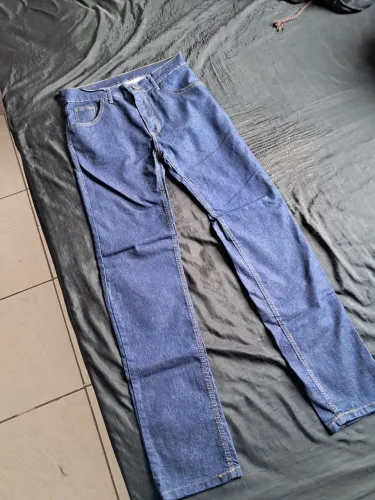 Calça jeans do Estado de Santa Catarina, tamanho G