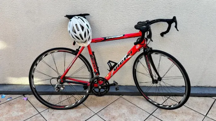 Bicicleta de Estrada Vicini Super Light (Com Capacete Incluído!)