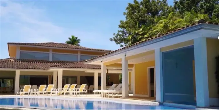 Residência em Portobello espetacular