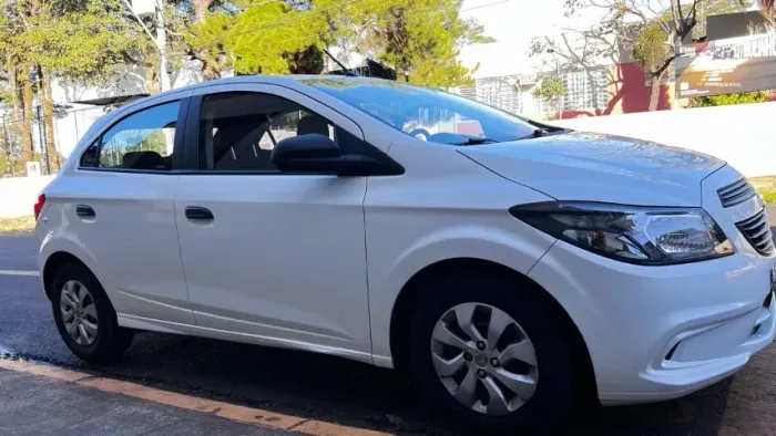 Chevrolet Onix JOY Hatch 1.0 8V Flex Mec. 4P 2019