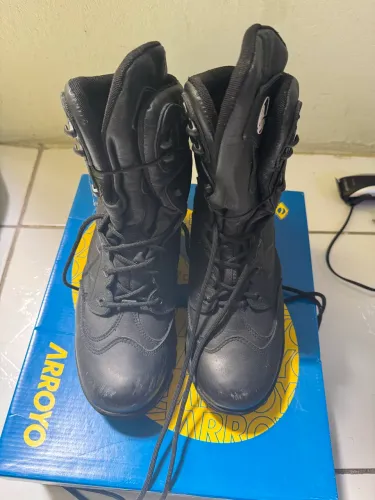 CONTURNO BOTA 41