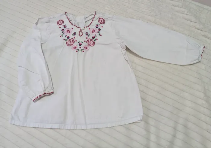 Bata Bordada H&M 12-18m