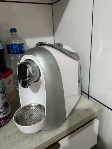 Cafeteira expresso Três Corações