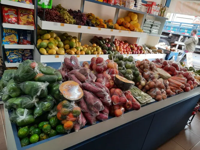 Vendo gôndolas para horti fruti