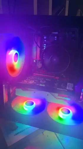 Vendo ou troco Pc gamer Ryzen5 1400 GTX 750 16 GB de memória RAM 224 de armazenamento SSD
