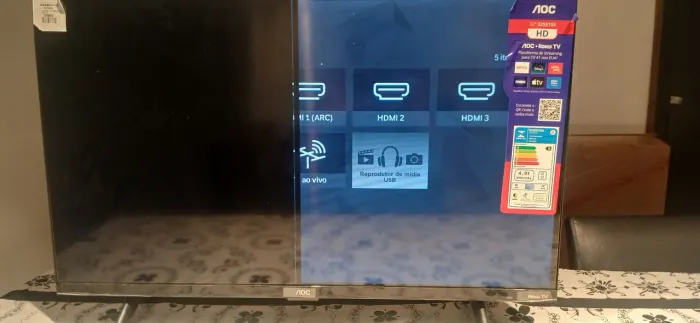 TV AOC 32" 4K