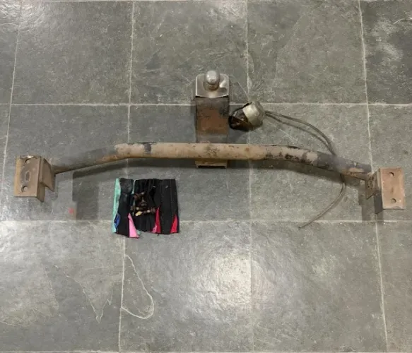 Vende-se engate de reboque usado Corolla 2004-2010