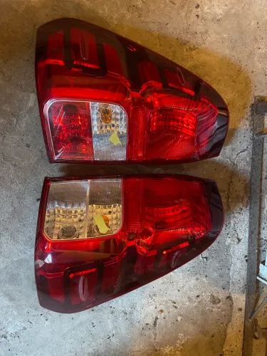 Lanterna Hilux 2016 2017 2018 2019 2020 2021 LADO ESQUERDO e DIREITO