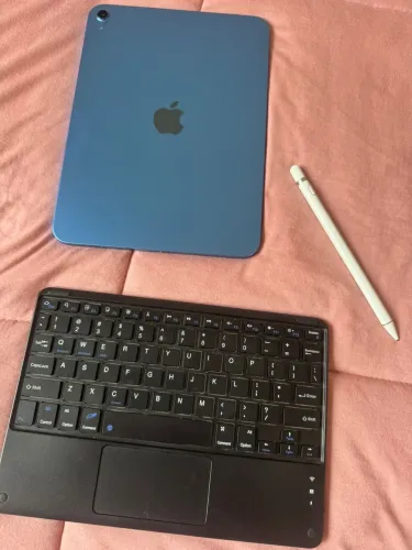 iPad 11 128gb