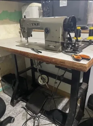 Máquina de Costura Industrial STAR com Mesa e Pedal