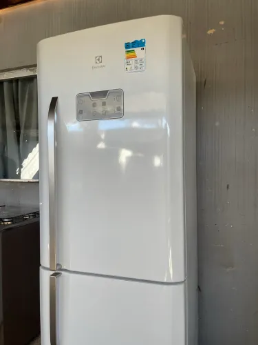 Geladeira Electrolux inverse 110v sistema frostfree 