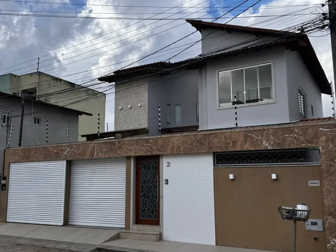 ALUGO CASA NO JARDIM LAGUNA EM LINHARES-ES