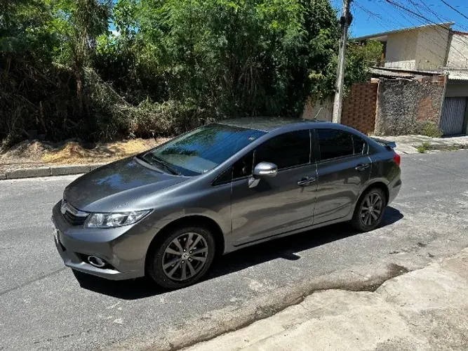 Honda Civic Sedan LXR 2.0 Flexone 16V Aut. 4P 2014