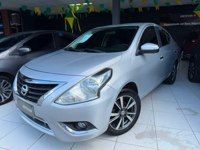 Nissan Versa SL 1.6 16V Flexstart 4P Aut. 2018