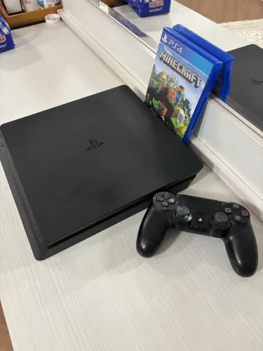 PS4