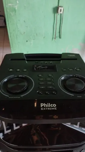 Caixa de som PCX 3500 2 mês de uso