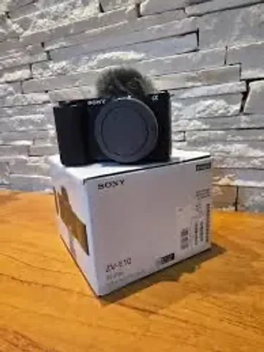 Sony ZVE10 (NOVA)
