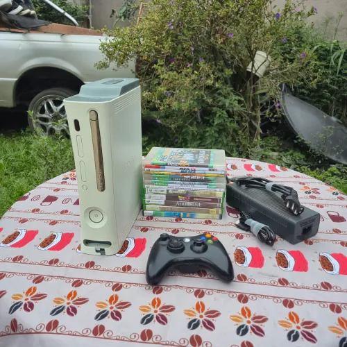 Xbox 360 Fat - Completo pronto para jogar!
