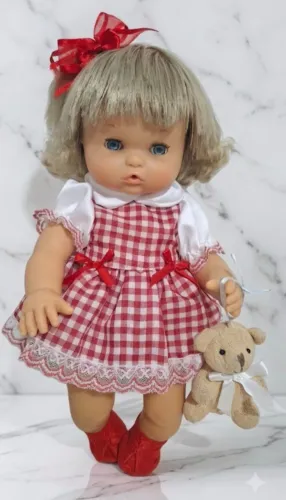 Boneca antiga da Estrela