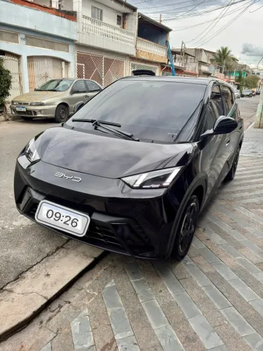 ALUGUEL DE VEÍCULOS ELÉTRICOS E COMBUSTÃO 