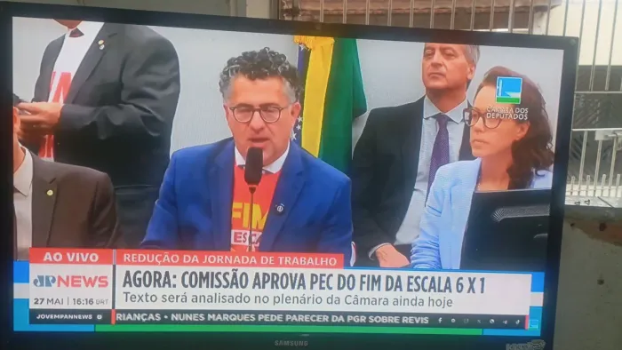 Tv 43 Samsung não é smart