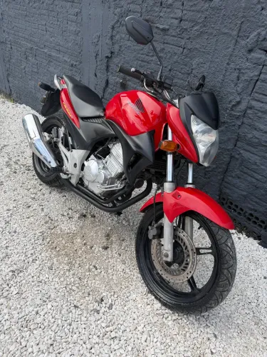 Cb 300R