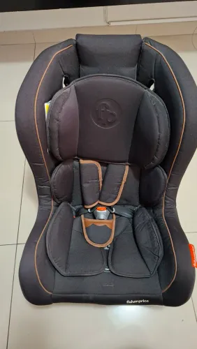 Cadeirinha de carro infantil