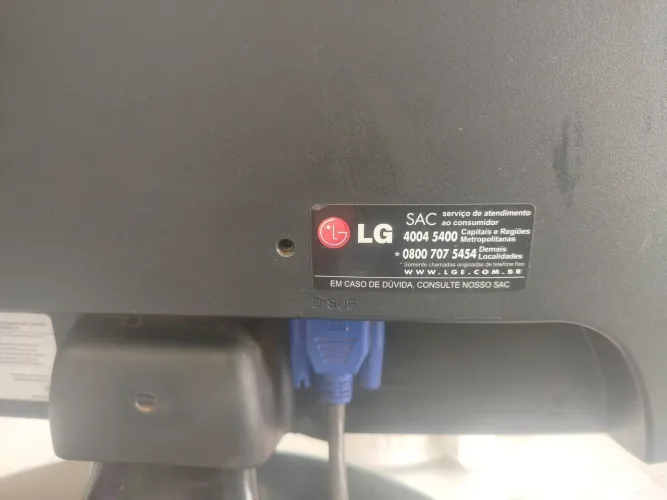 Monitor LG 22p