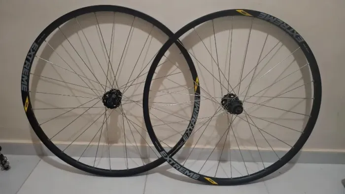 Roda Vzan Extreme + Cubos ARC MT006