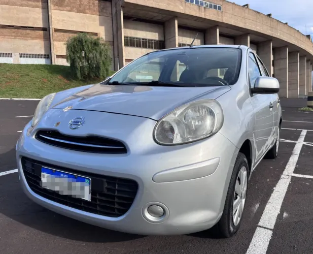 Nissan March S 1.0 16V Flex Fuel 5P 2012