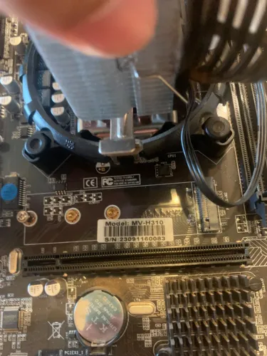 Placa mãe H310 com cooler e processador
