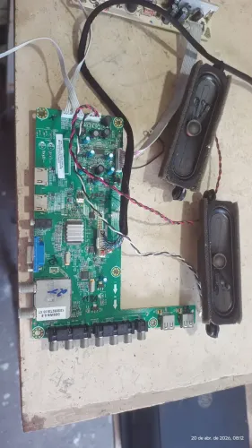 Placa completa tv Philco ph28c20d retirada tela quebrada
