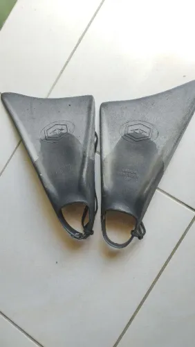 Pé de pato M