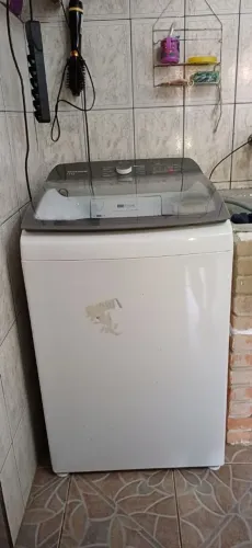 Máquina de lavar roupas 