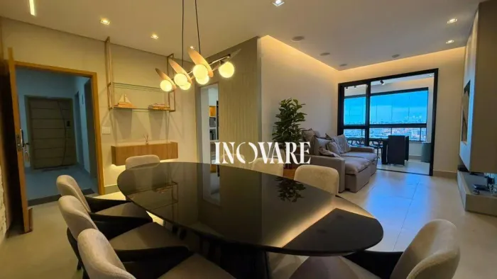 Apartamento com 3 dormitórios para alugar, 116 m² por R$ 8.015,00/mês - Santa Mônica - Ube