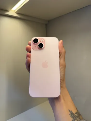 iPhone 15 128gb Pink