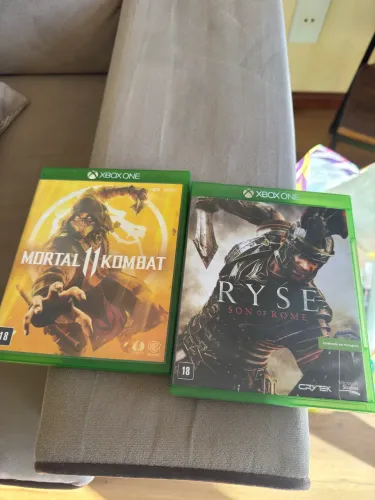 Vendo Mortal Kombat 11 e Ryse Son of Rome Xbox One 