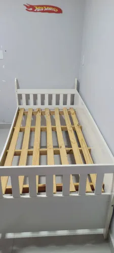 Cama de solteiro 